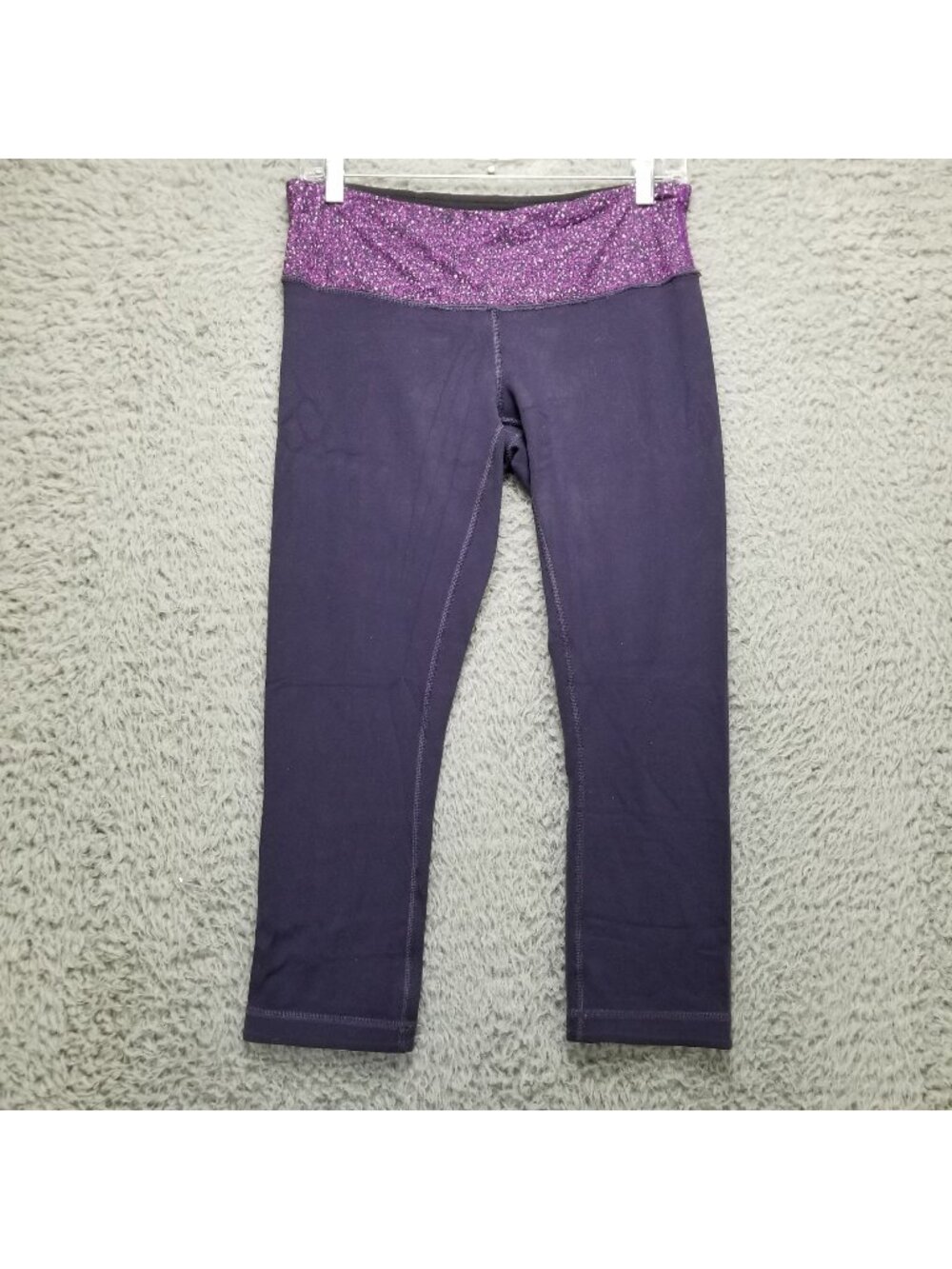 Lululemon Pants Womens 8 Purple Low Rise 22" Cropped Yoga Leggings *Read*